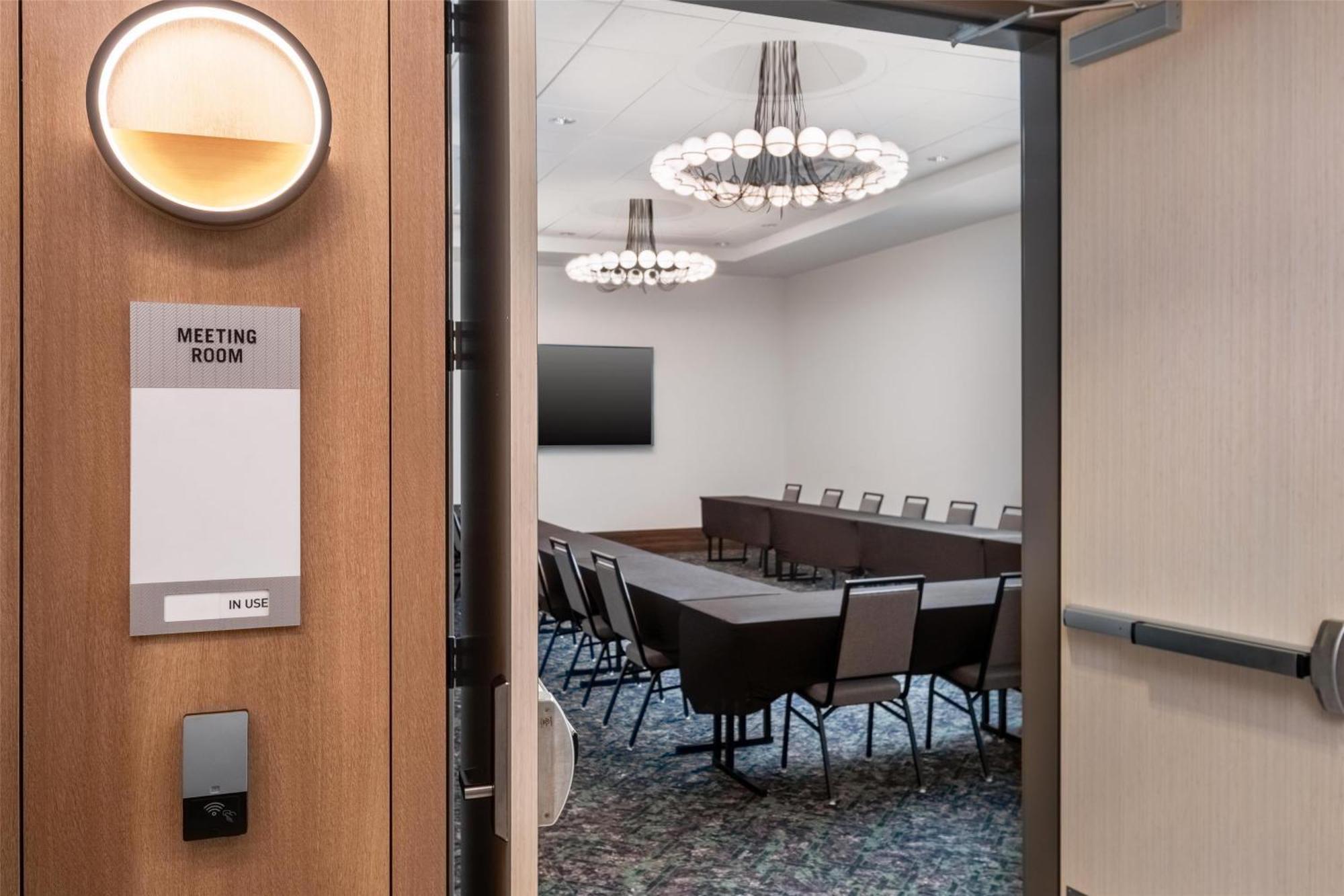 Home2 Suites By Hilton Houston Downtown Convention Center ภายนอก รูปภาพ